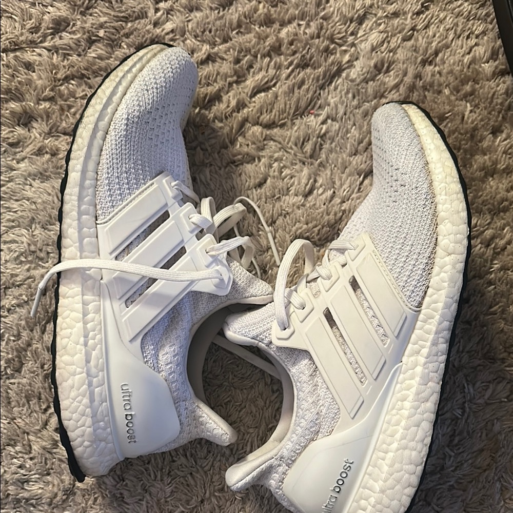 Adidas Ultra Boost White Running Shoes men’s size 9.5